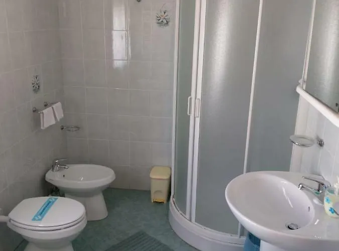 Bar Moro 1963 بيت ضيافة