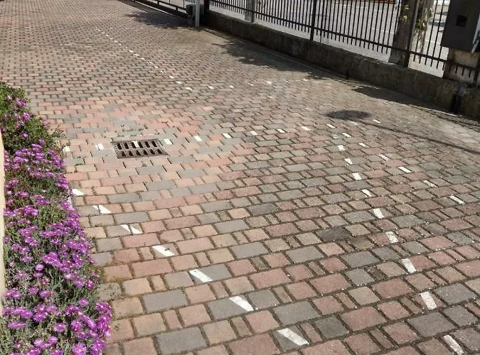 Bar Moro 1963 4* كافالّينو